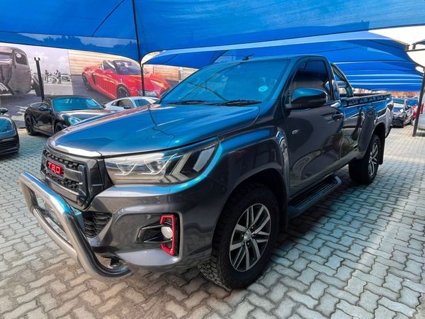 2017-Toyota-Hilux-24-GD-6-SRX-4x4-Single-Cab image:2