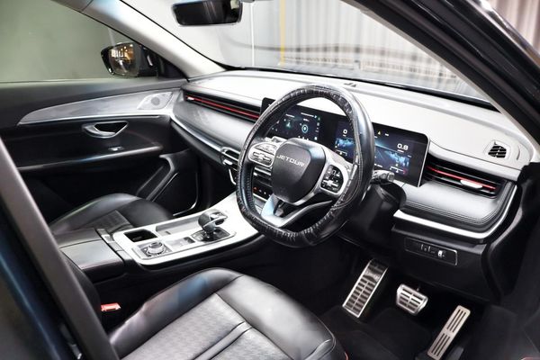 2025-Jetour-X70-Plus-15T-Deluxe image:12