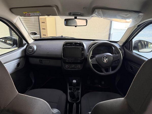 2026-Renault-Kwid-10-Expression image:13
