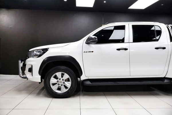 2019-Toyota-Hilux-24-GD-6-Raised-Body-SRX-Auto-Double-Cab image:3