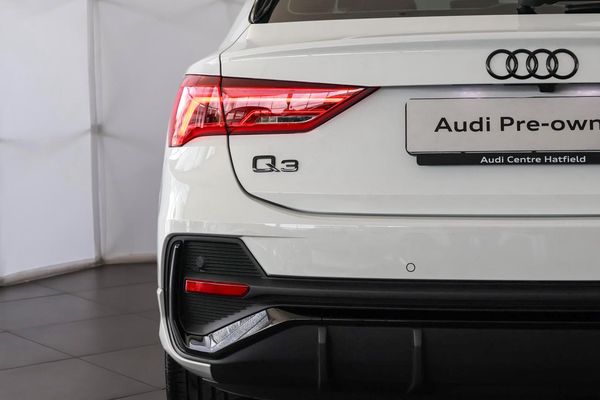 2026-Audi-Q3-Sportback-Black-Edition-35-TFSI image:11