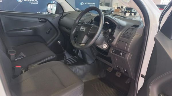 2026-Isuzu-D-Max-250-HO-Fleetside-Safety-Single-Cab image:11