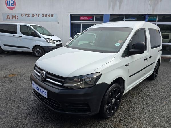 2017-Volkswagen-Caddy-CrewBus-20-TDI image:6