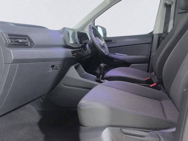 2026-Volkswagen-Caddy-Maxi-Cargo-20TDI-75kW-Panel-Van image:11