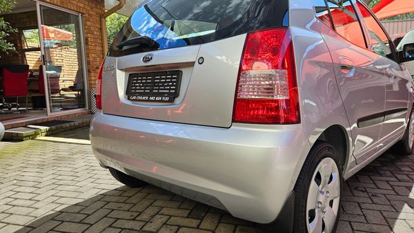 2007-Kia-Picanto-11-LX image:10