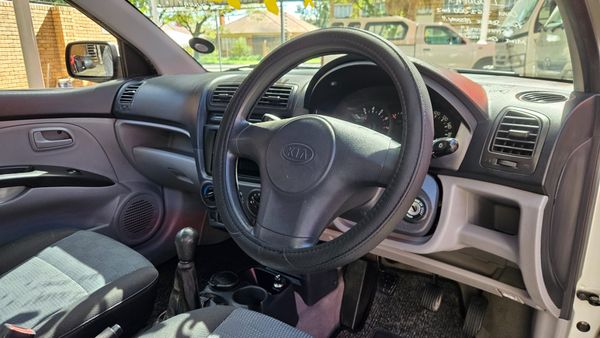 2007-Kia-Picanto-11-LX image:17