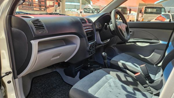 2007-Kia-Picanto-11-LX image:31