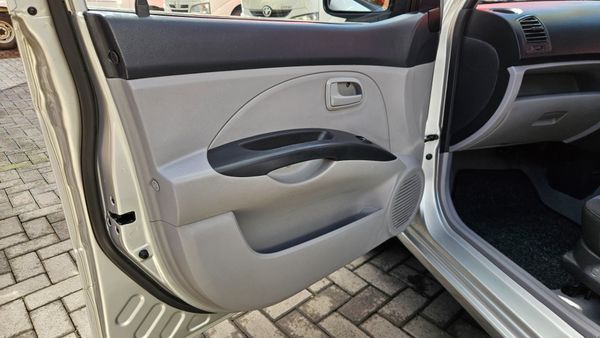 2007-Kia-Picanto-11-LX image:33