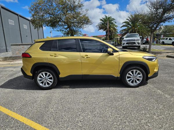 2026-Toyota-Corolla-Cross-18-XI image:1