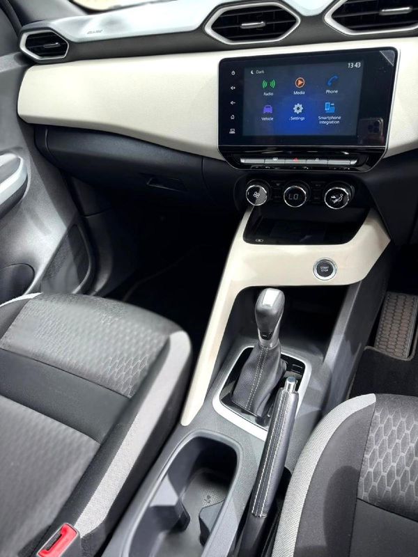 2022-Nissan-Magnite-10T-Acenta-Auto image:16