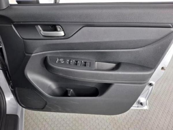 2025-Honda-Amaze-12-Trend image:13