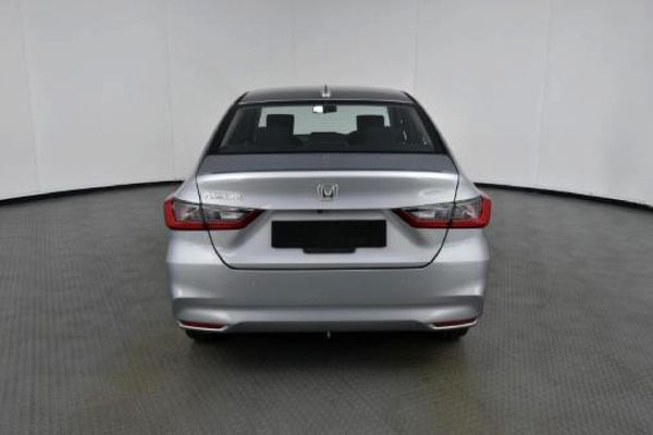 2025-Honda-Amaze-12-Trend image:17