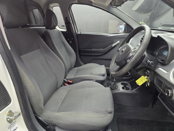 2015-Chevrolet-Utility-14-AC image:9