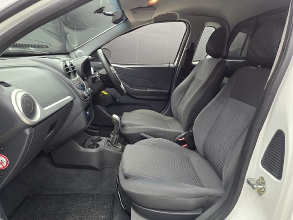 2015-Chevrolet-Utility-14-AC image:14