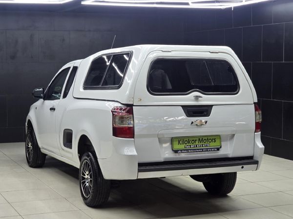 2015-Chevrolet-Utility-14-AC image:3