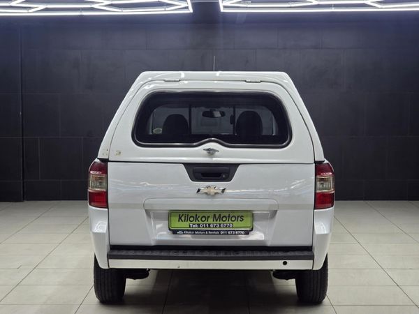 2015-Chevrolet-Utility-14-AC image:4