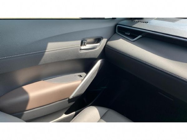 2026-Toyota-Corolla-Cross-18-XR-Hybrid image:9