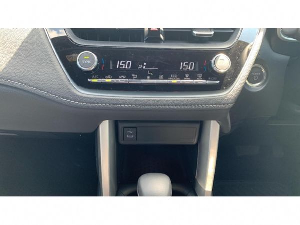 2026-Toyota-Corolla-Cross-18-XR-Hybrid image:20