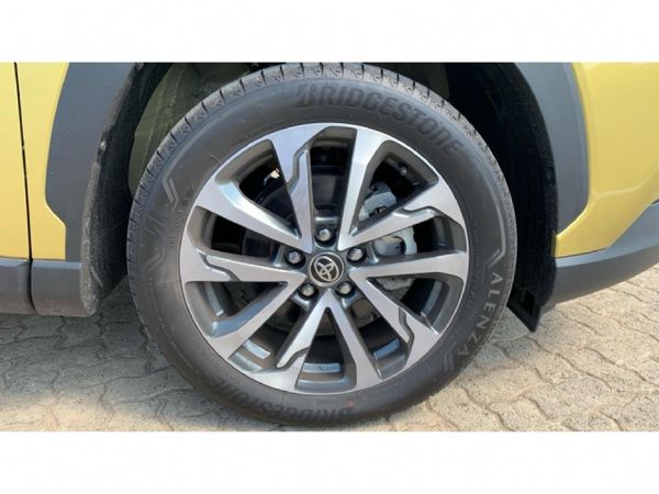2026-Toyota-Corolla-Cross-18-XR-Hybrid image:6