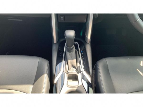 2026-Toyota-Corolla-Cross-18-XR-Hybrid image:8