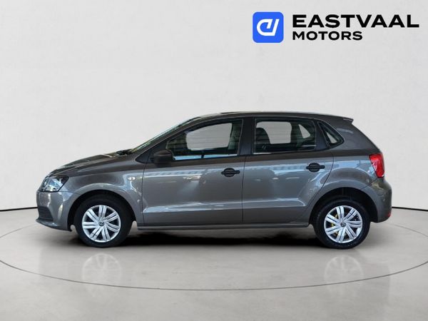 2024-Volkswagen-Polo-Vivo-14-Trendline-5-dr image:3