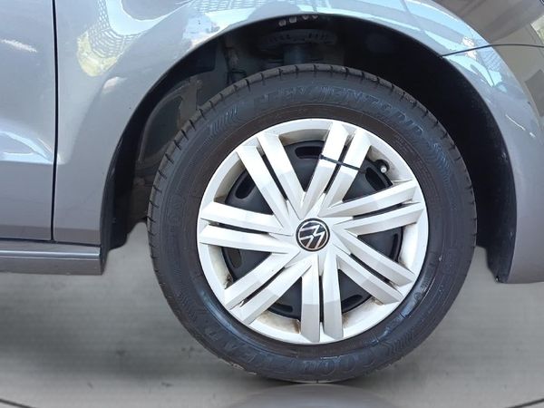 2024-Volkswagen-Polo-Vivo-14-Trendline-5-dr image:8