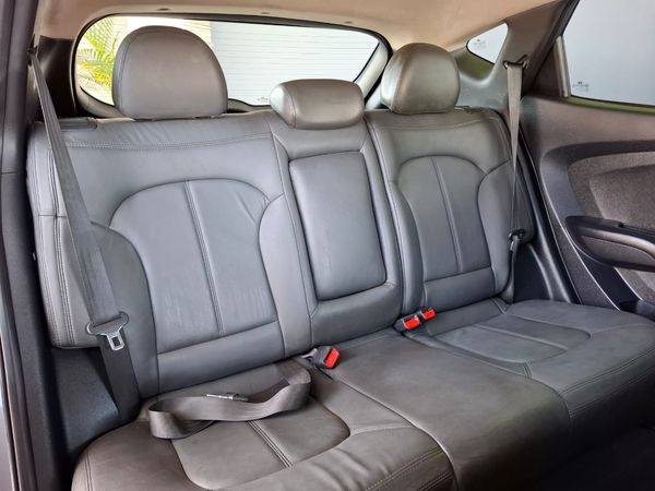 2010-Hyundai-ix35-20-GL-Premium image:9