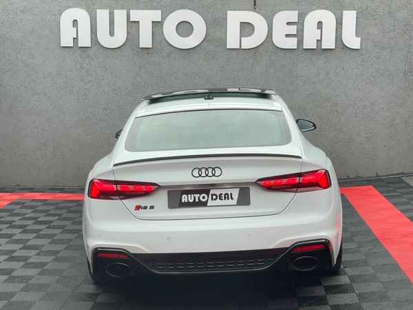 2022-Audi-RS5-Sportback-quattro image:5