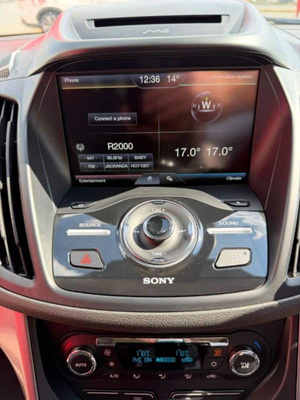 2017-Ford-Kuga-20-TDCi-Trend-AWD-Auto image:9