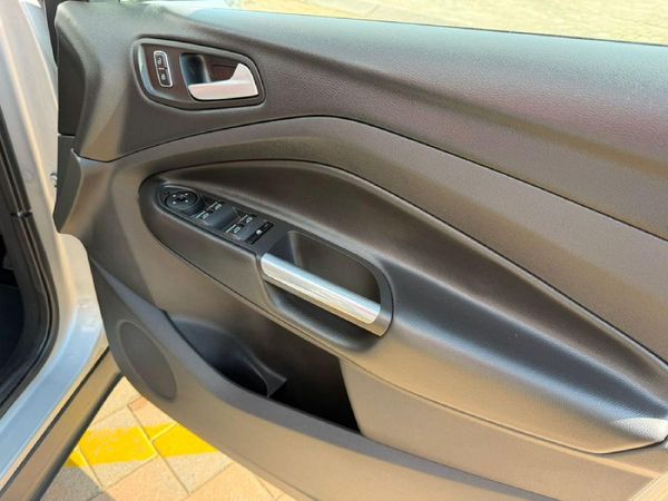 2017-Ford-Kuga-20-TDCi-Trend-AWD-Auto image:12