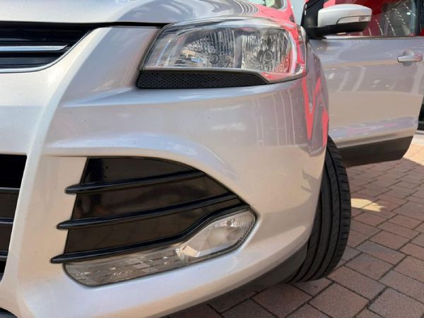 2017-Ford-Kuga-20-TDCi-Trend-AWD-Auto image:19