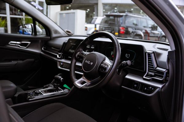 2023-Kia-Sportage-16-T-GDI-LX-Auto image:12