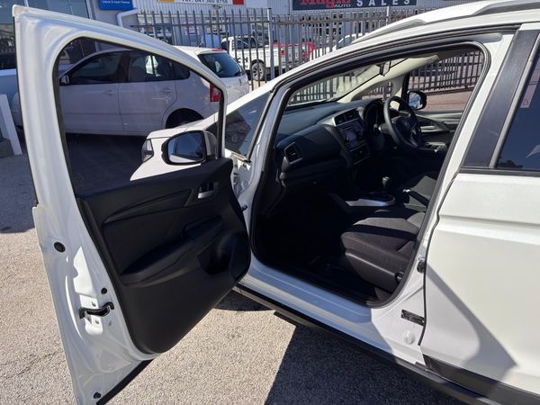 2021-Honda-WR-V-12-Comfort image:15