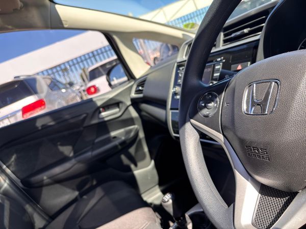 2021-Honda-WR-V-12-Comfort image:20