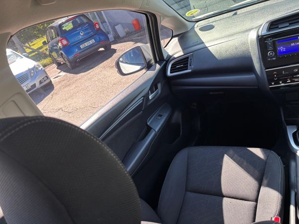 2021-Honda-WR-V-12-Comfort image:21