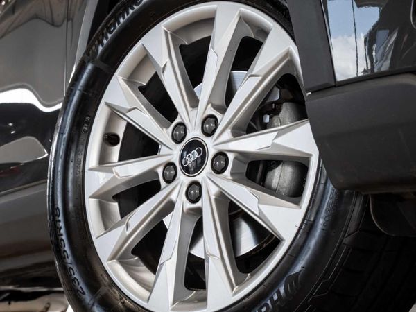 2025-Audi-Q3-14-TFSI-Auto-35-TFSI image:12