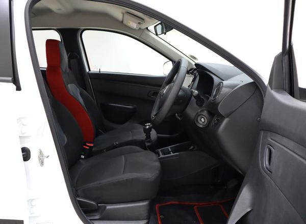2026-Renault-Kwid-10-Dynamique image:17