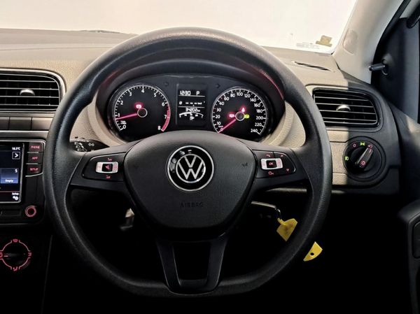 2023-Volkswagen-Polo-Vivo-16-Comfortline-Auto-5-dr image:11