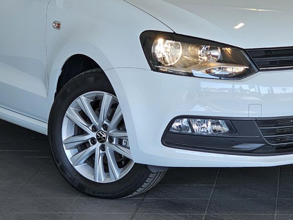 2023-Volkswagen-Polo-Vivo-16-Comfortline-Auto-5-dr image:17