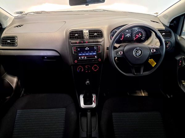 2023-Volkswagen-Polo-Vivo-16-Comfortline-Auto-5-dr image:6