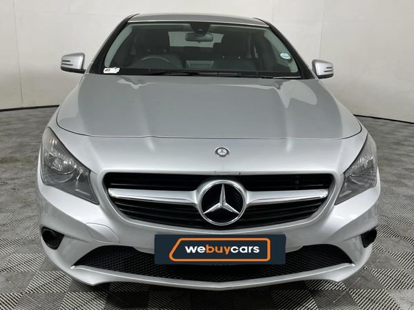 2016-Mercedes-Benz-CLA-200-Auto image:13