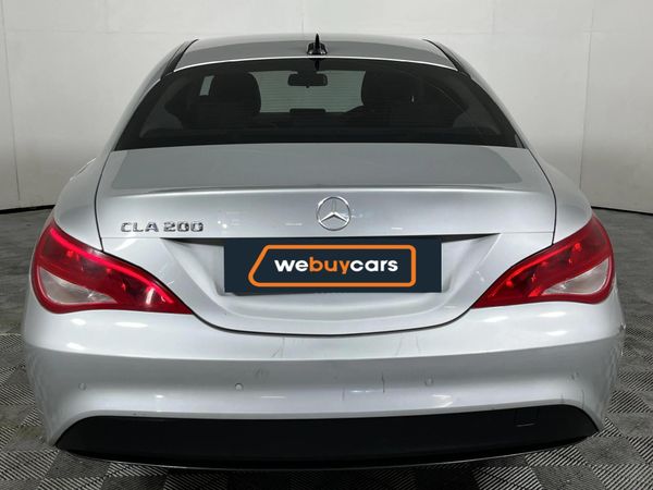 2016-Mercedes-Benz-CLA-200-Auto image:16