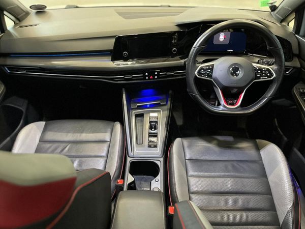 2021-Volkswagen-Golf-8-GTI-20-TSI-Auto image:9