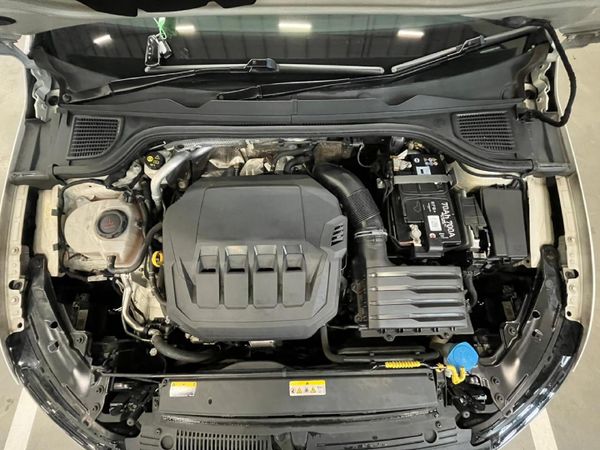 2021-Volkswagen-Golf-8-GTI-20-TSI-Auto image:12