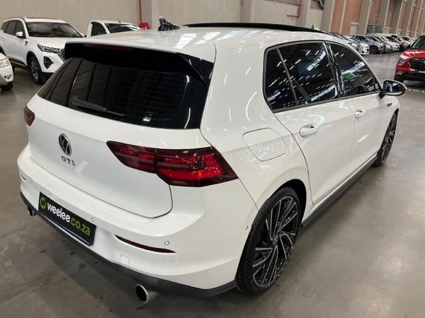 2021-Volkswagen-Golf-8-GTI-20-TSI-Auto image:2