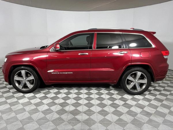 2015-Jeep-Grand-Cherokee-36-Overland image:18