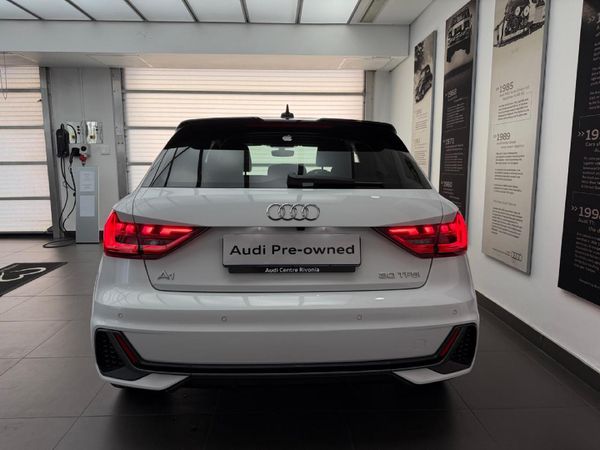 2025-Audi-A1-Sportback-30-TFSI-Black-Edition-S-Tronic image:4