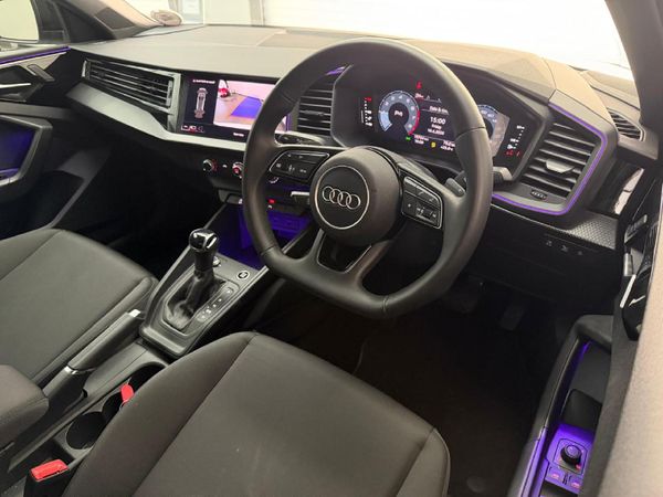 2025-Audi-A1-Sportback-30-TFSI-Black-Edition-S-Tronic image:5