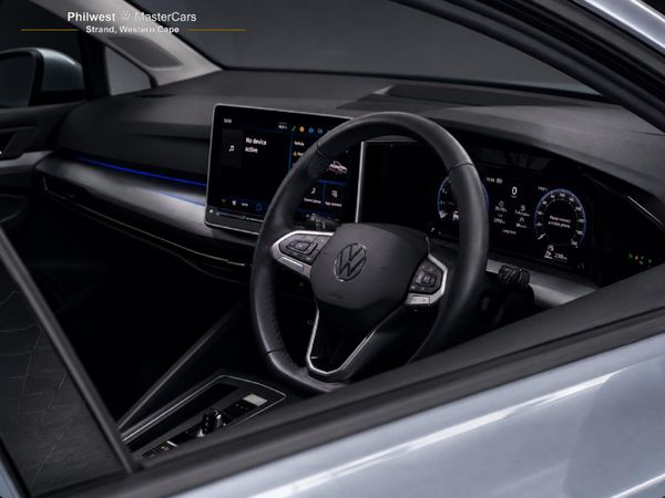 2026-Volkswagen-Golf-14-TSI-Life-Auto-110kw image:18