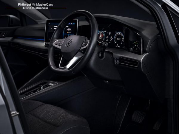 2026-Volkswagen-Golf-14-TSI-Life-Auto-110kw image:19